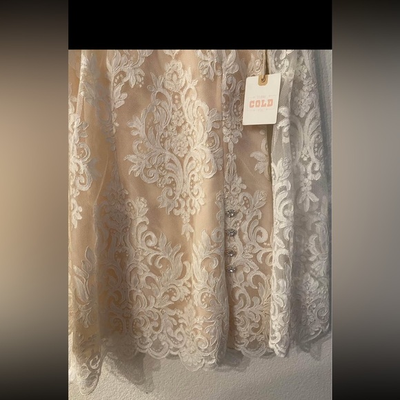 STONE COLD FOX
ALLURE DRESS - Picture 3 of 4